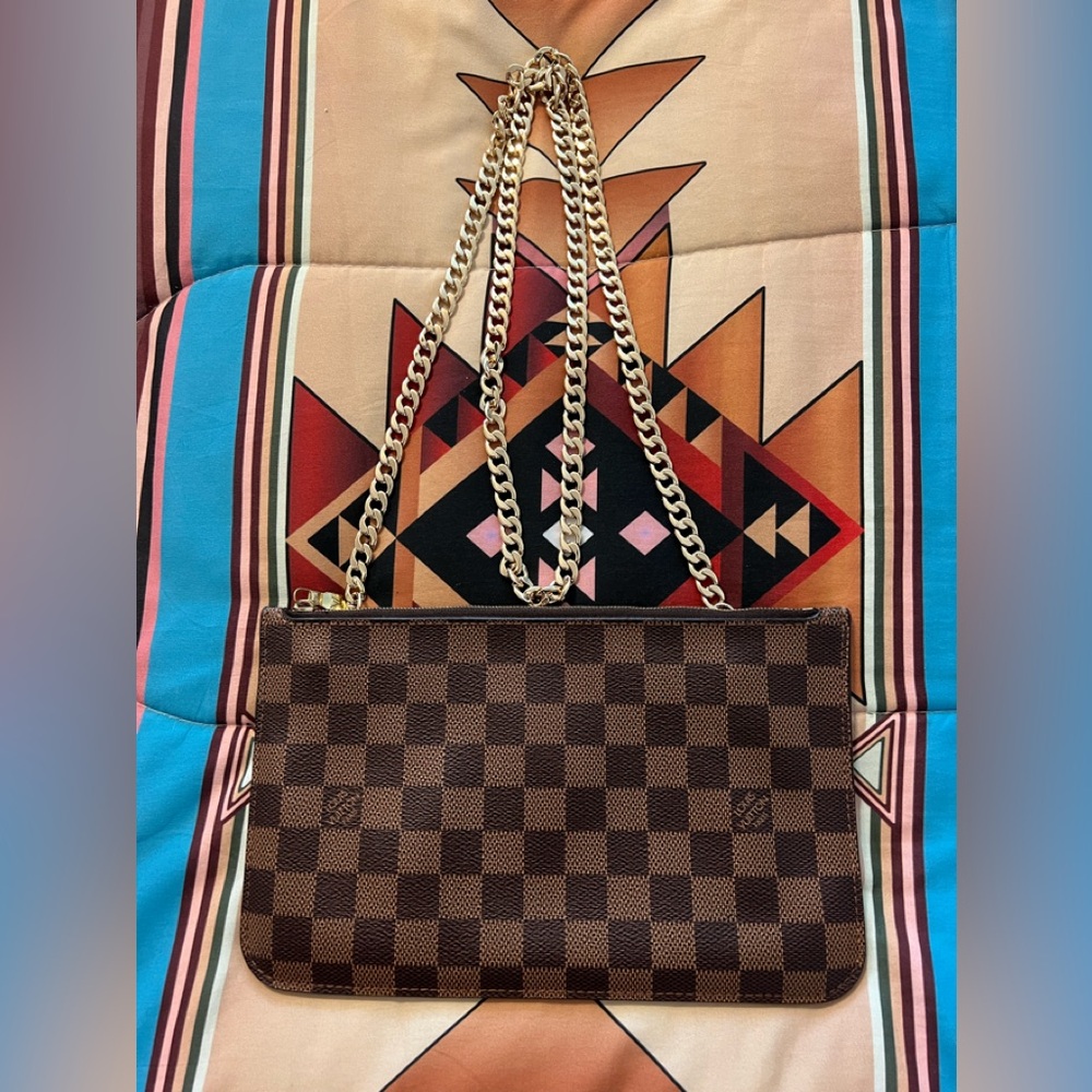 Louis Vuitton Ebene damier Pochette